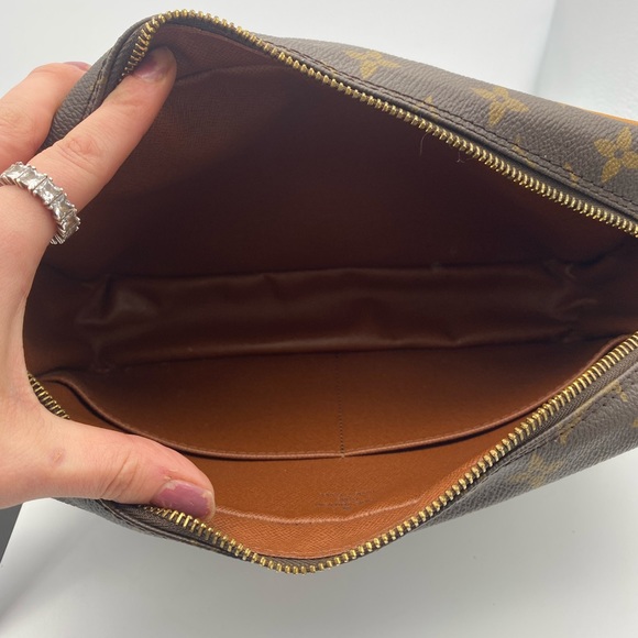 Louis Vuitton Compiegne - Picture 8 of 12